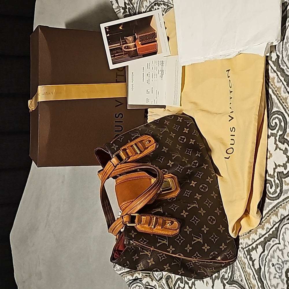 Beautiful Louis Vuitton Monogram Griet.